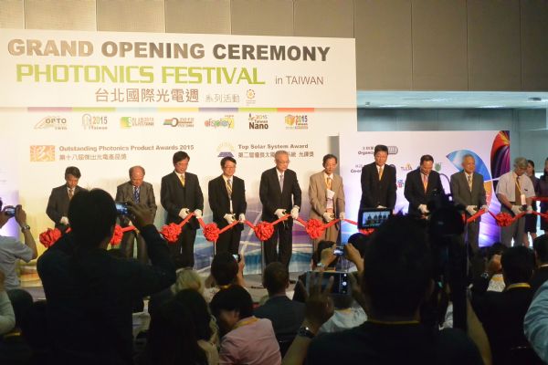 Living Green减碳 -- 正文内容 -- 中国光学期刊网