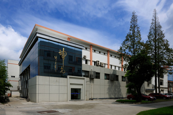 上海光机所承研的以色列国家激光装置首两路调