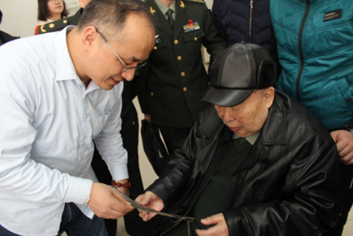 中国工程院院士徐滨士莅临国科激光 见证高重