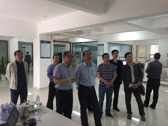 福建省科技厅副巡视员郑怡彤带队到装备所调研