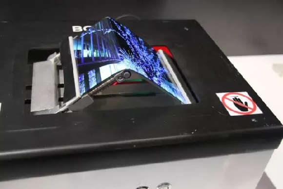 2017国际新型显示技术展:京东方的新型显示有