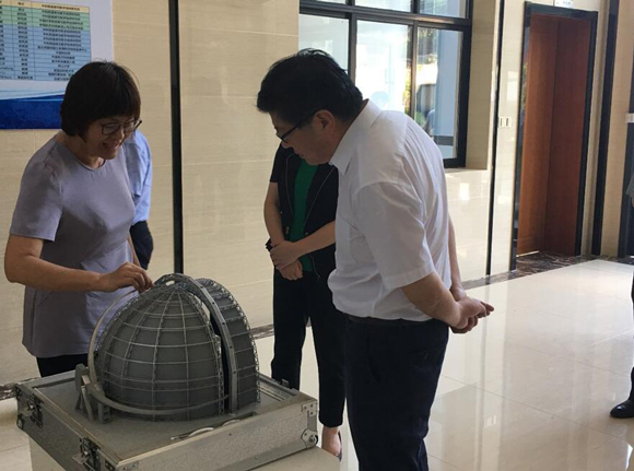 浙江省副省长成岳冲一行调研微波目标特性测量