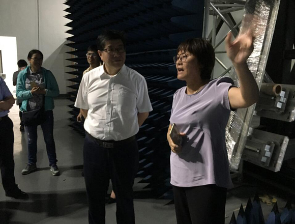 浙江省副省长成岳冲一行调研微波目标特性测量