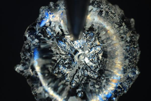 麻省理工发现自剥液滴可以提高3D打印制造