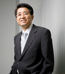 AM内封底:能贴在皮肤上的超薄显示屏-中国光