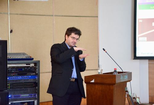 大Federico Rosei教授到上海硅酸盐所作学术报