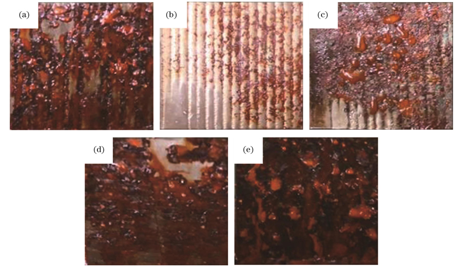 盐雾腐蚀试验后涂层及基材的表面状况。(a)S1涂层;(b)S2涂层;(c)S3涂层;(d)S4涂层;(e)基材42CrMo