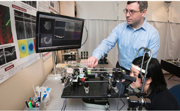 在视力下降之前诊断眼部疾病的激光扫描仪